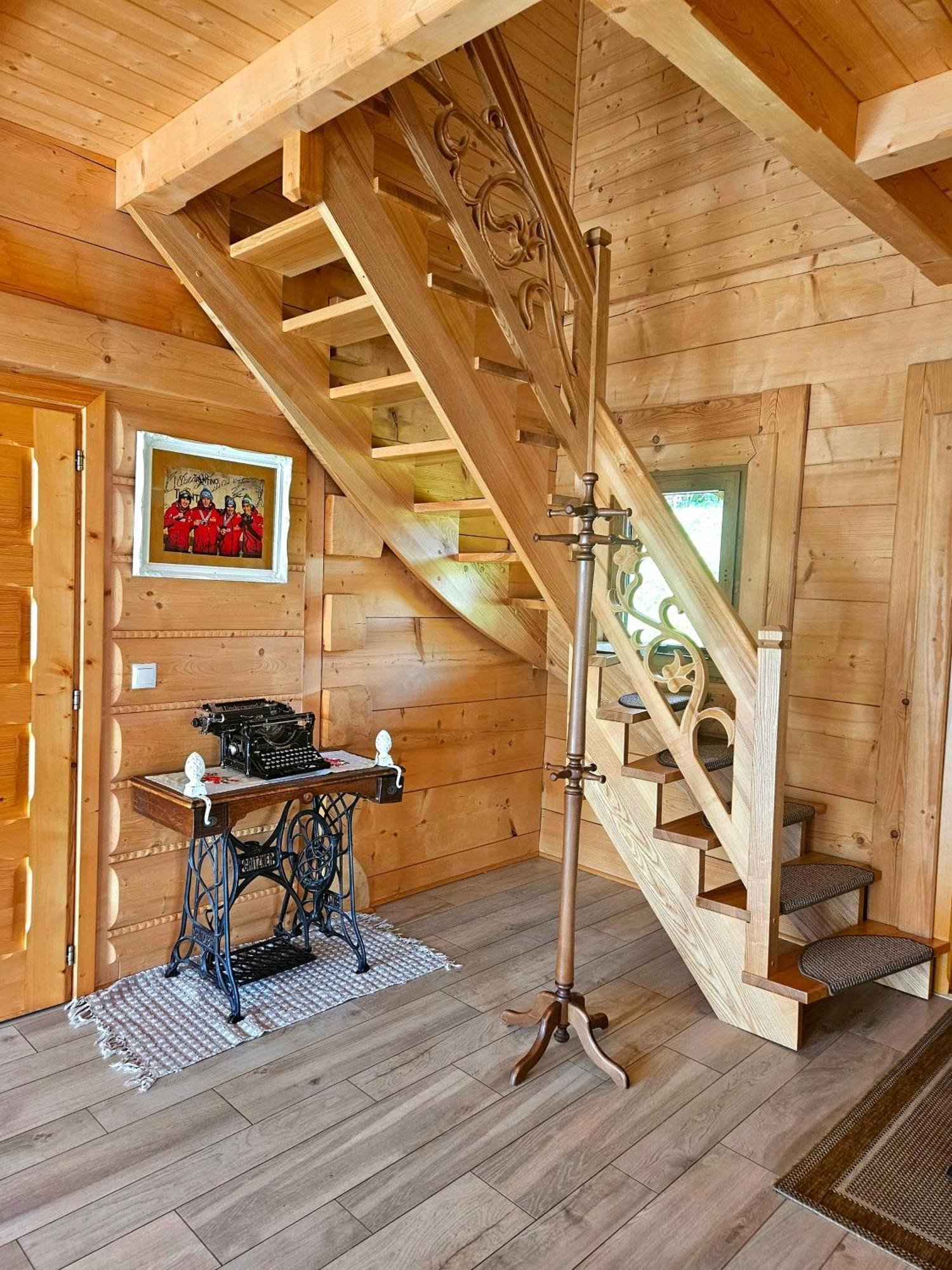 Goralska Chatka 2 Highland Cottage - Split Ac, Jacuzzi, Sauna, Private Parking, Mountains View, Garden, Zakopane Exterior photo